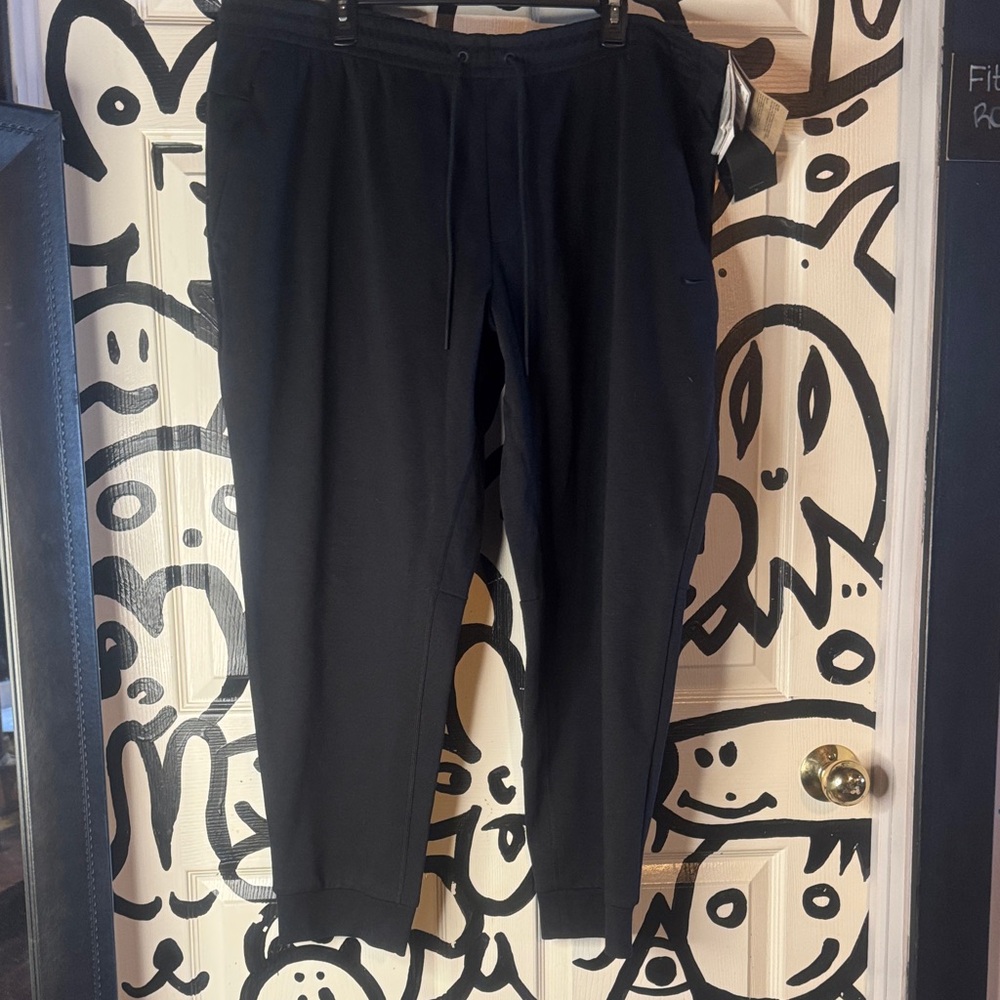 nwt Nike 3x joggers black